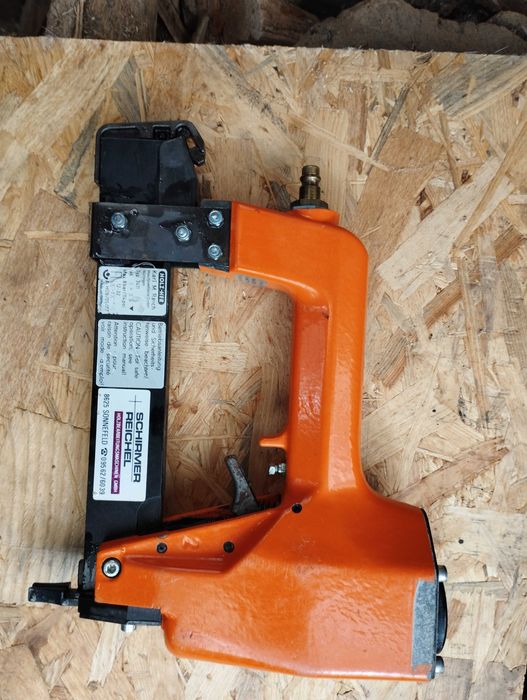 Zszywacz pneumatyczny HOLZ HER 3414