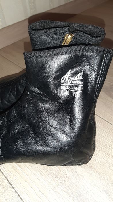 Кожаные носки-сапожки