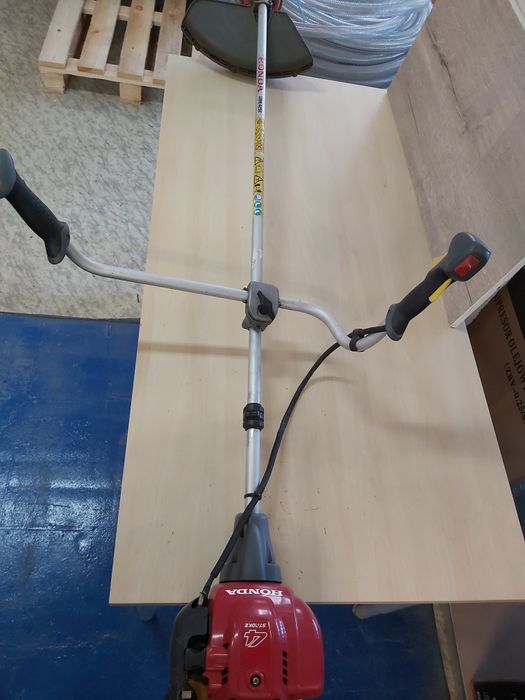 Kosa spalinowa HONDA GX25 4 -suw +szelki