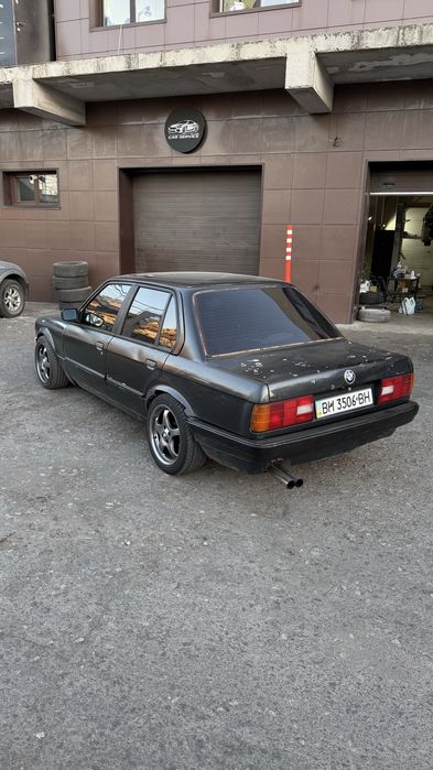 BMW E30 седан м20б20