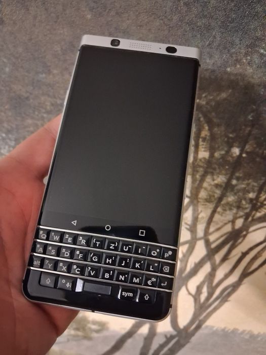 Мобильный телефон Blackberry Keyone K1