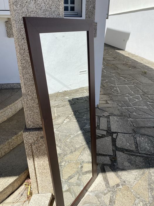 Espelho de Parede – Moldura Castanha
