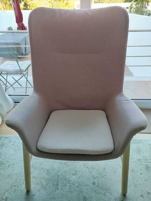 Cadeirão com costas altas Vedbo - IKEA