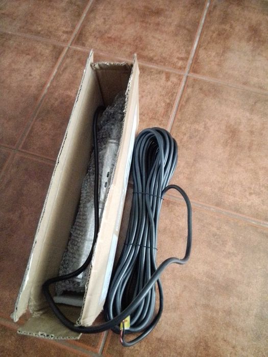 Bomba de água submersível de 24v  e 200w