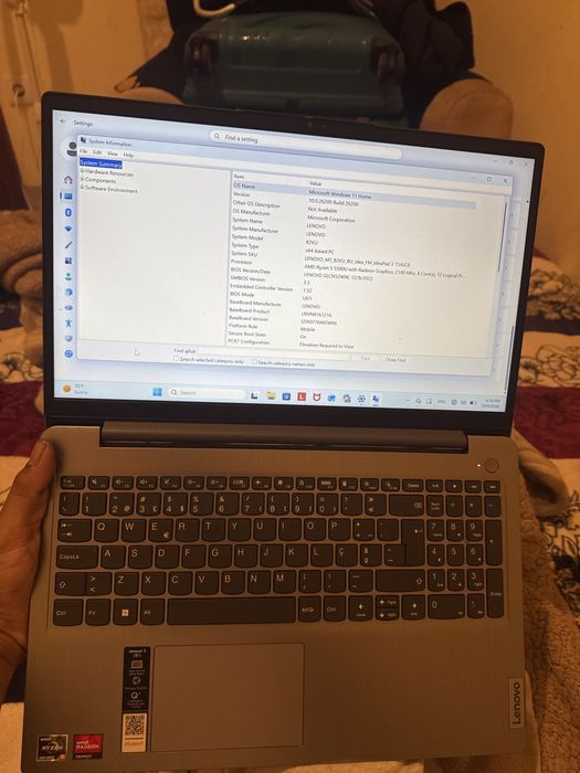 grantia i dont have nothing no box no nothng just charjer and laptop