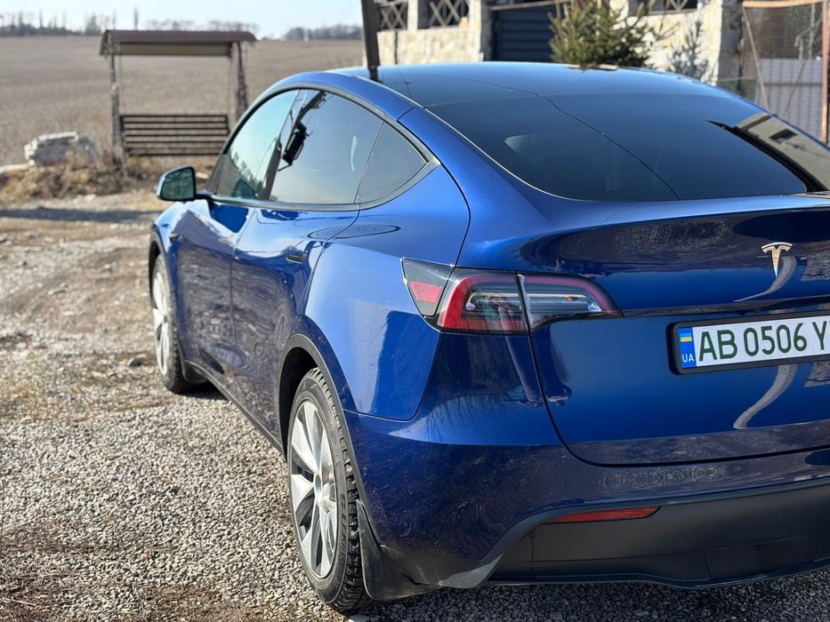 Tesla Model Y, 2021