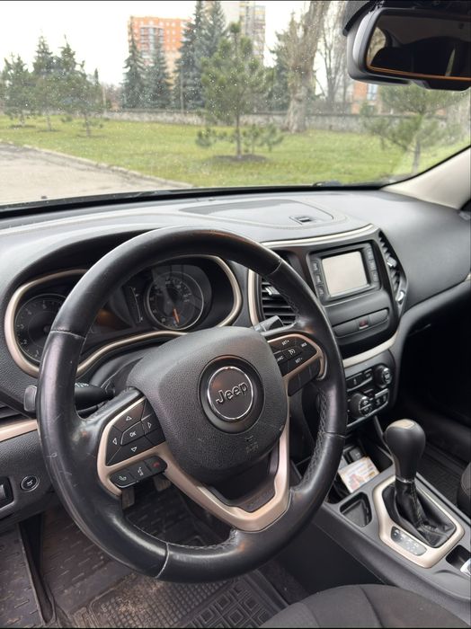 Jeep Cherokee 2.4 газ/бензин
