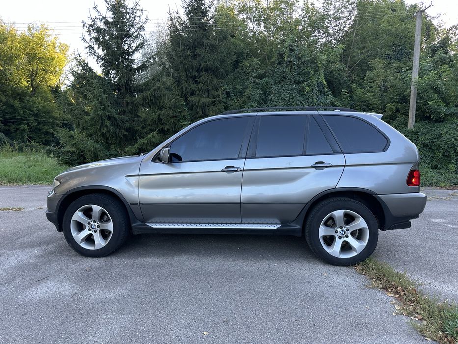 Продам BMW x5 e53