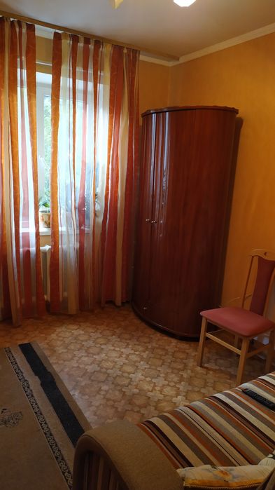 Продаю 3к/кв пл.Победы 4/9 ремонт, мебель 41500$