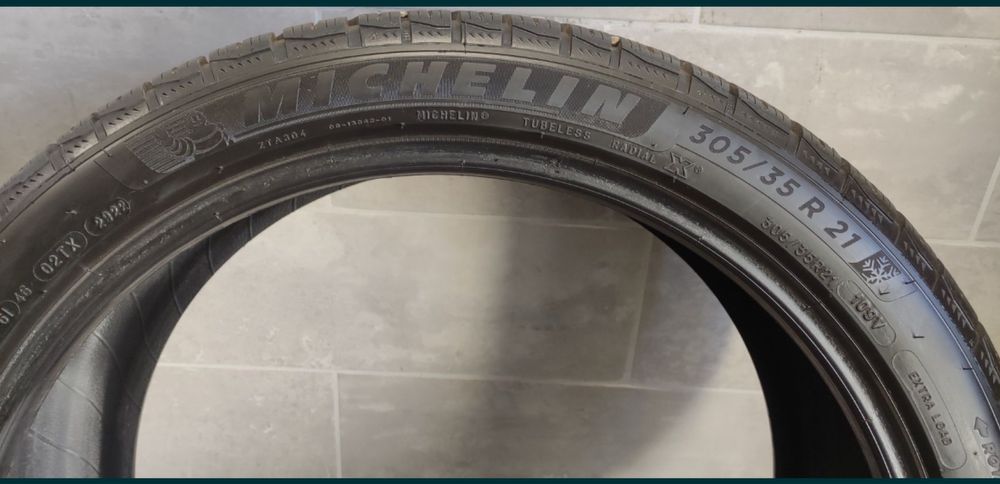 Opony zimowe 305/35/21 Michelin