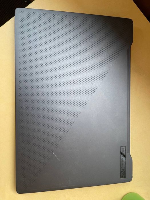 ASUS ROG Zephyrus G14 | Ryzen 7 (8 ядер) | 24 GB NVIDIA GTX 1650 (4Гб) Мобільний ультрабук
