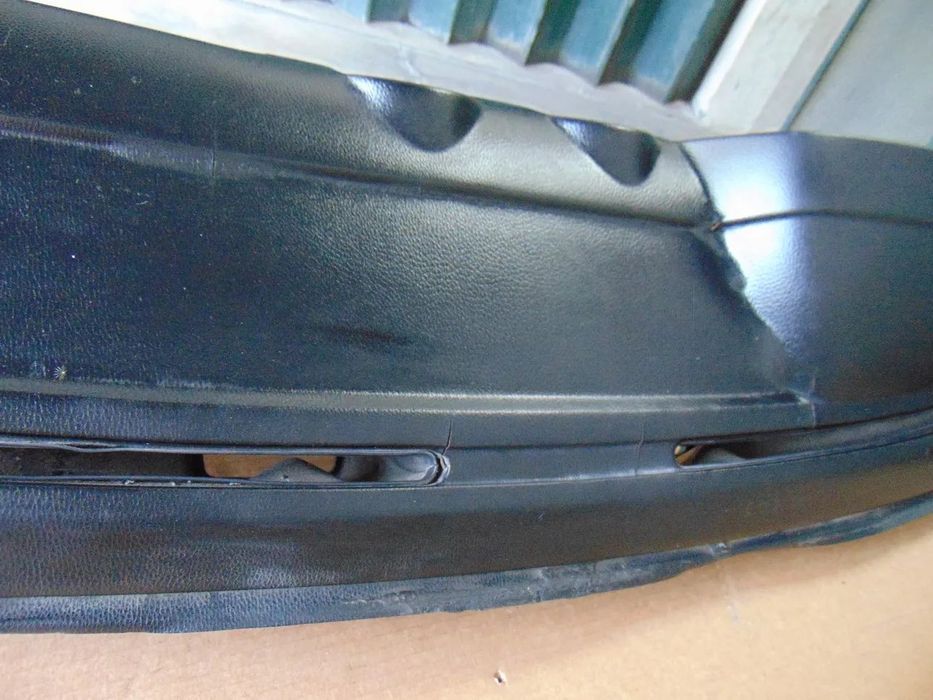 Mercedes W123 tablier usado em bom estado