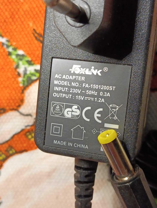 Блок живлення питания 15V 1.2A (5.5×2.5mm)