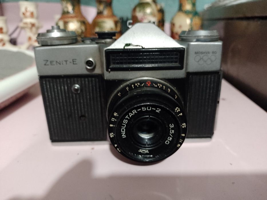 Aparat Zenit E .