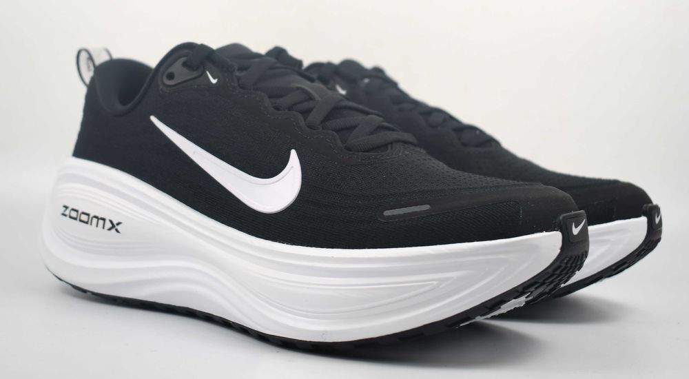 Nike Vomero Plus Black & White HV8154 roz. 38,5