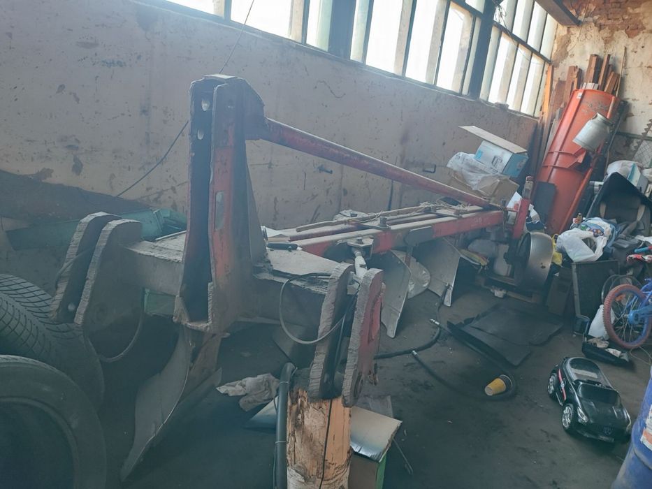 Плуг UNITA  в гарному стані