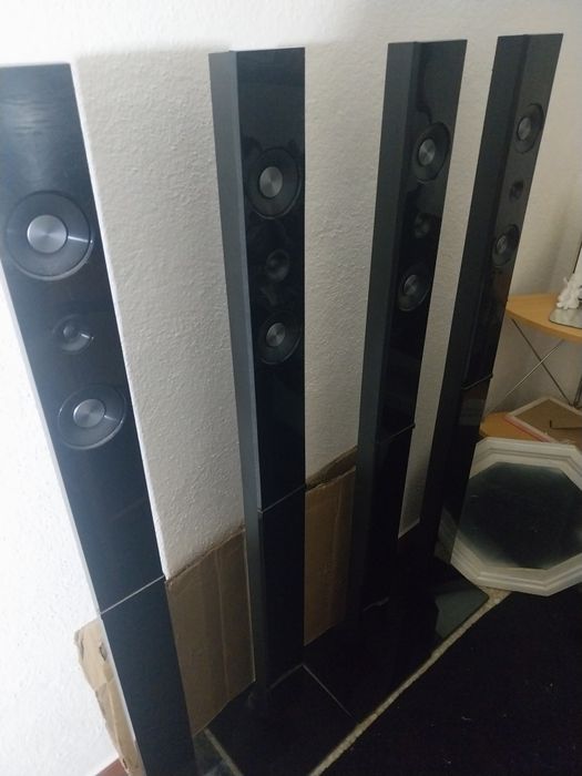 Samsung surround 5.1 , 4 colunas uma barra som e subwoofer