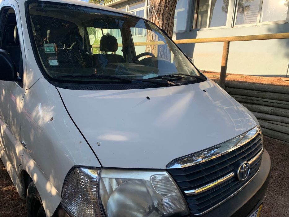 Toyota de 6 lugares Mafra