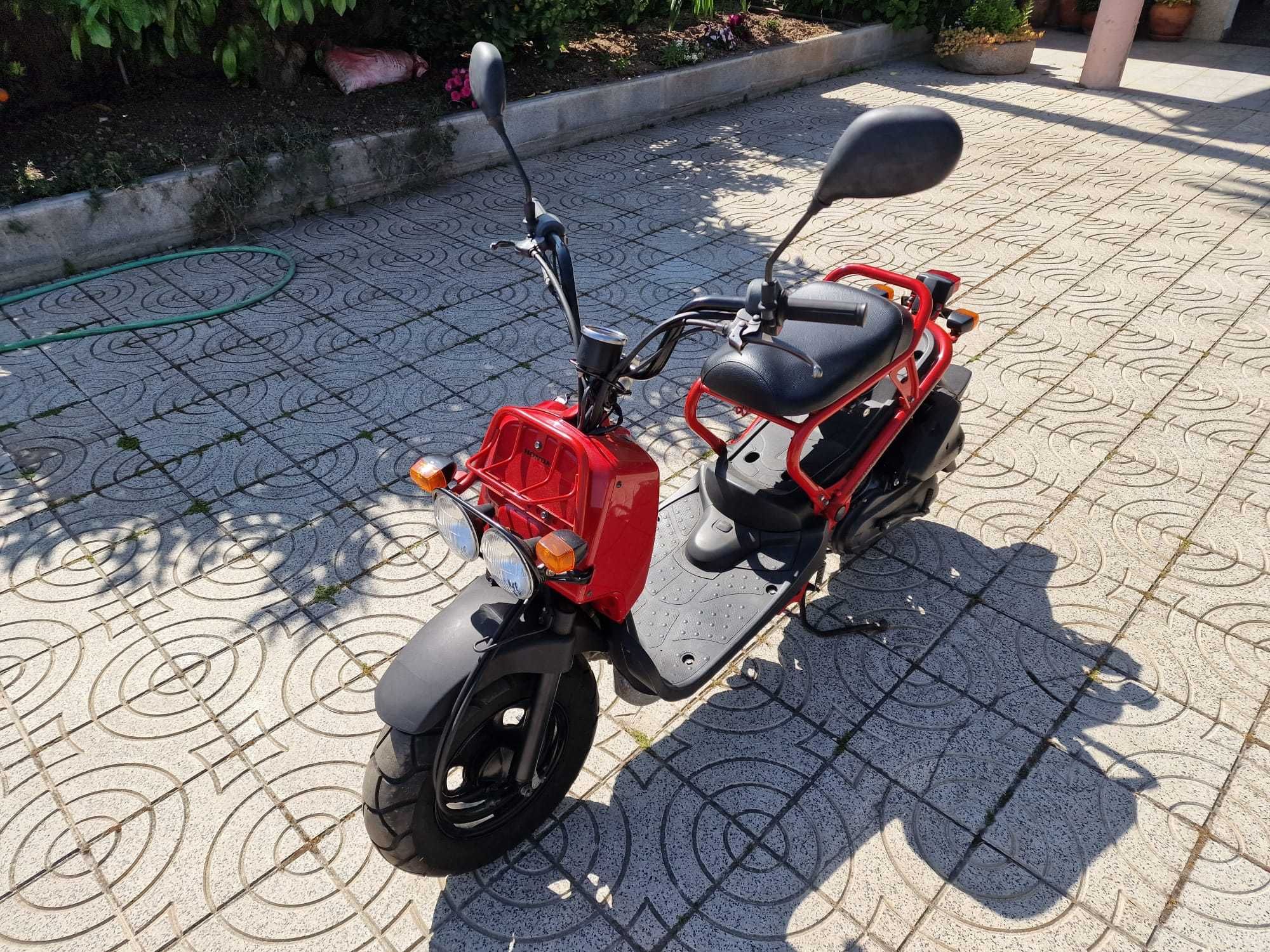 Motociclos - Scooters em Portugal