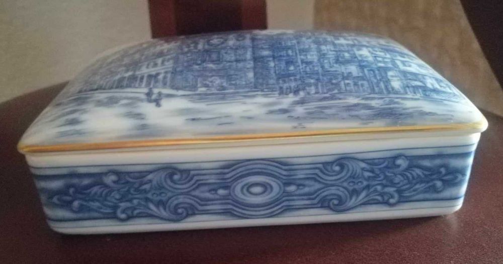 Caixa porcelana Vista Alegre baralho de cartas "AZ Ribeira Porto"