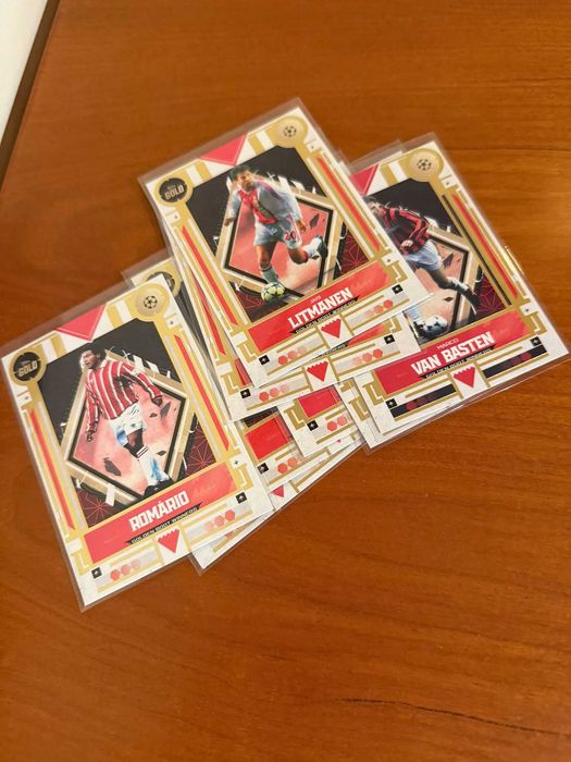 2025-26 TOPPS Gold UEFA Club Competitions Cartas de Futebol