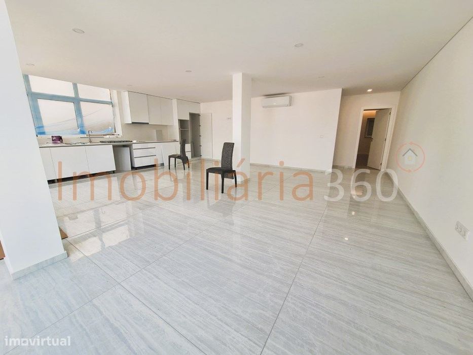 **Apartamento T3 Novo em Vilela-Paredes: Conforto e Modernidade ao ...