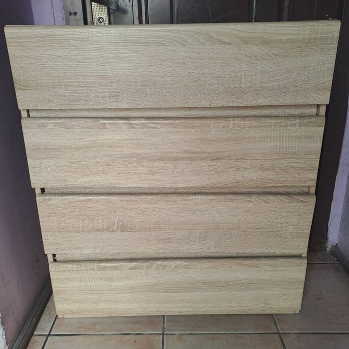 Sprzedam komode sosnową