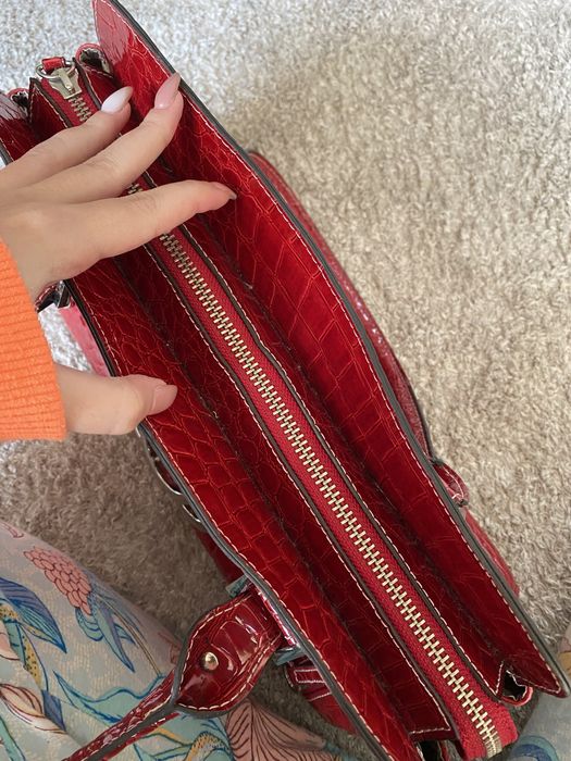 Carteira vermelha Guess64741301196545124