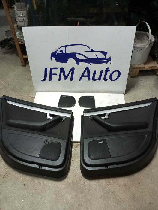 Par de Quartelas Traseiras Audi A4 B7 (2004-2008)