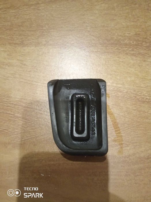 В коллекцию накладка Форд.