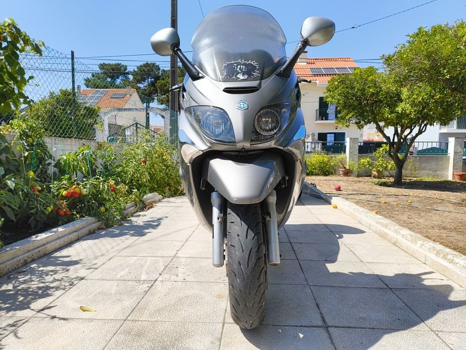 Piaggio X Evo 125