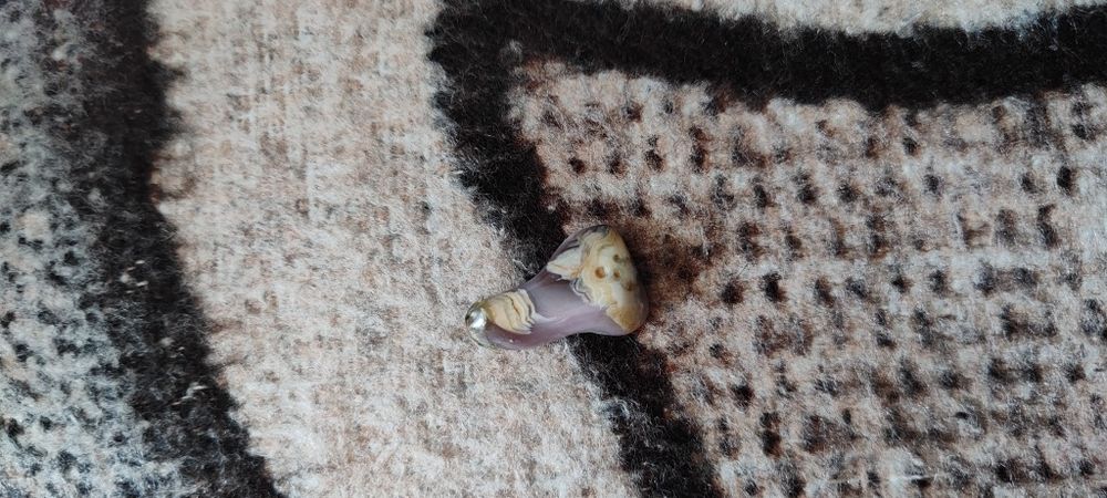 Agat różowy kamień minerał 3g