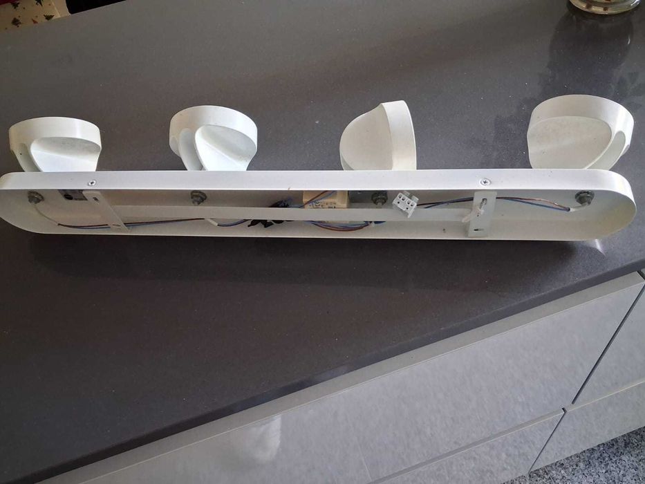 Candeeiro teto LED 4 focos