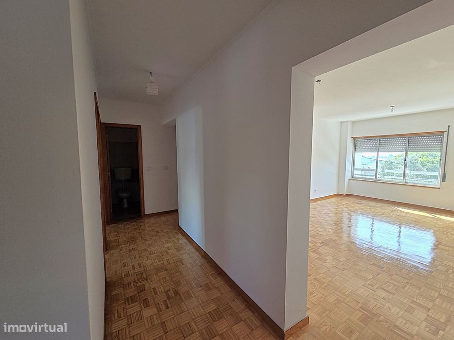 MONTE DA CAPARICA - T3 com Parqueamento