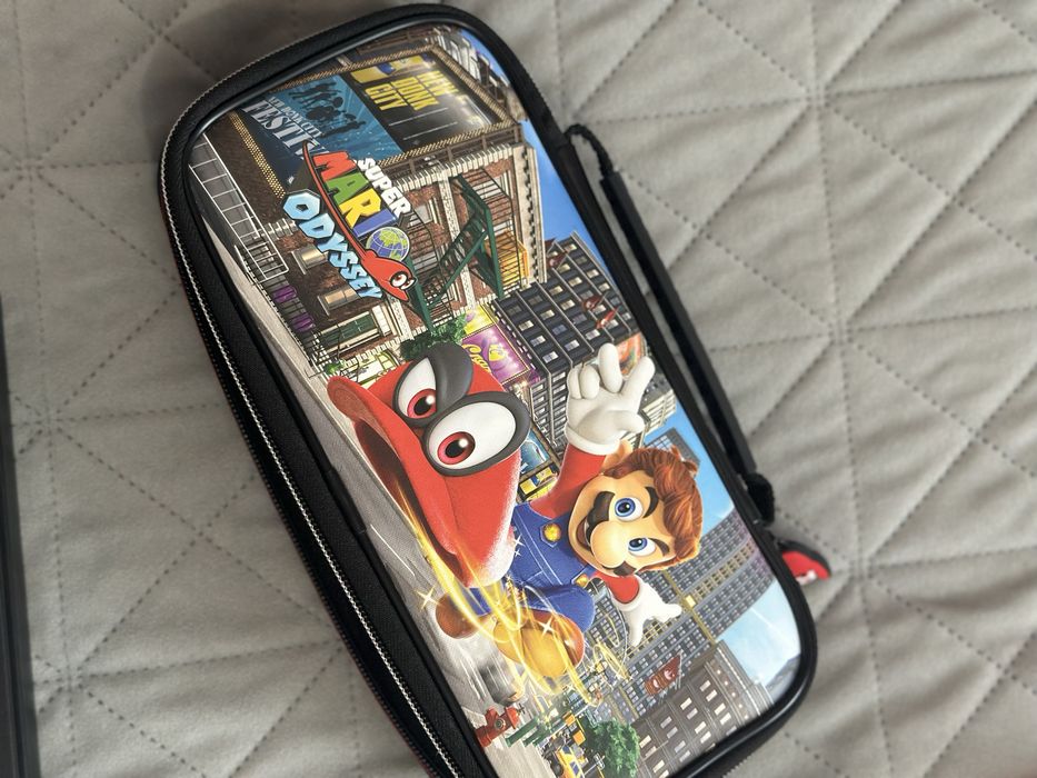 Nintendo Switch ігрова приставка