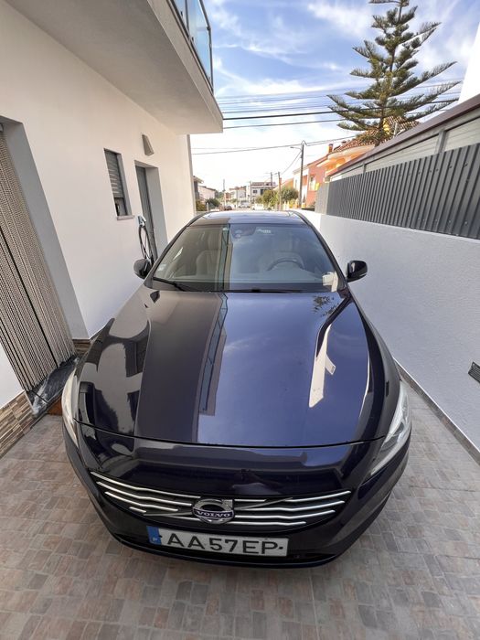 Volvo v60 D6 2015 de Dezembro
