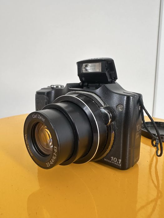 фотоапарат Sony Cyber-Shot DSC- H20.