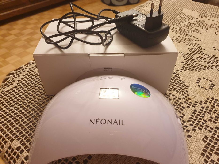 Lampa UV utwardzajaca Neonail nowa