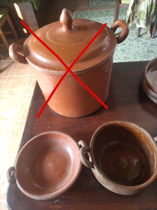 Sortido de peças alentejanas rústicas em barro vermelho