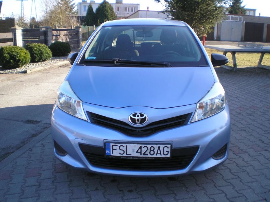 Toyota Yaris Toyota Yaris 1,0 sprowadzona osobiscie z Niemiec 2018, nowy akumulator