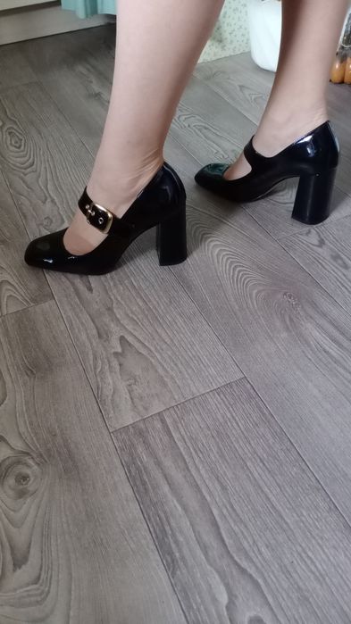 Туфли HM женские лак, кожа 39р.