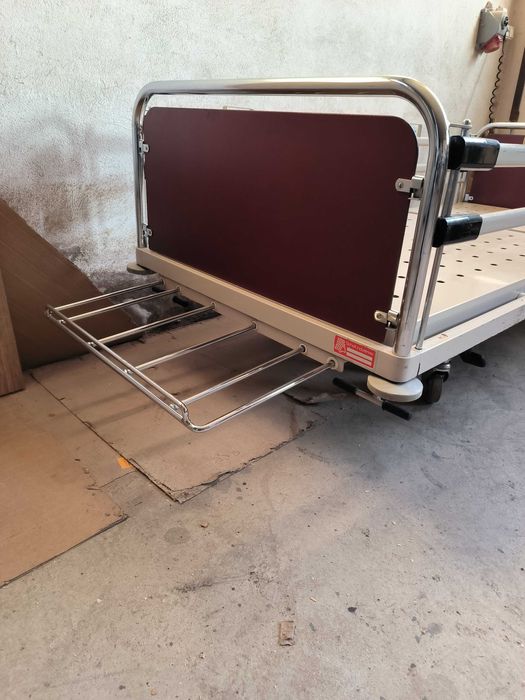 Łóżko rehabilitacyjne elektryczne