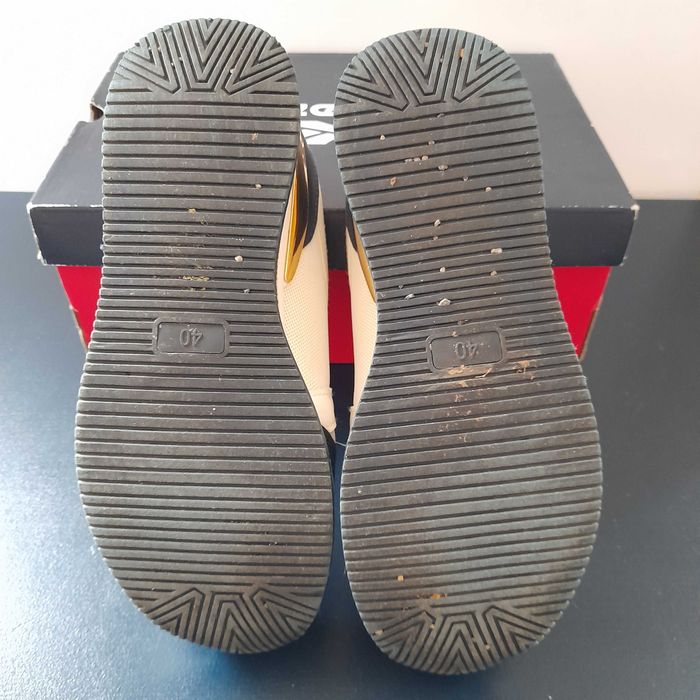 Buty sportowe damskie Sneakers roz.40
