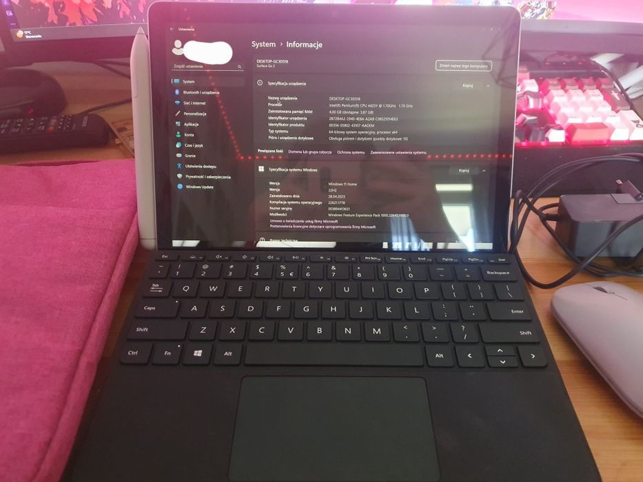 Microsoft surface go 2 + rysik + klawiatura + myszka + pokrowiec
