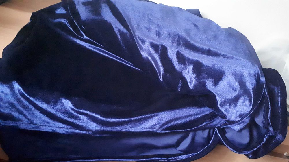 piękny aksamit kupon materiału 320/300 cm granatowy