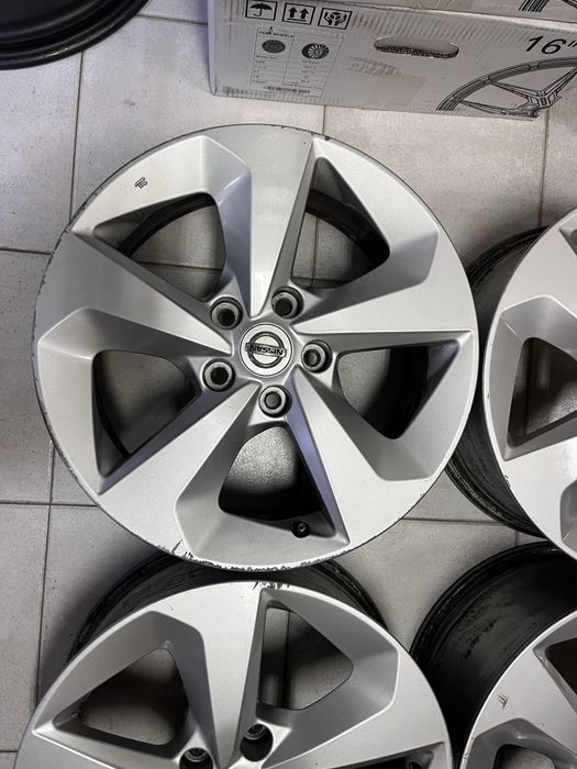 Jantes 17” 5x114.3 Originais Nissan, compativeis Renault Dacia,..