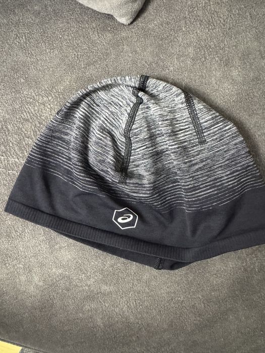 Шапка Asics оригінал.