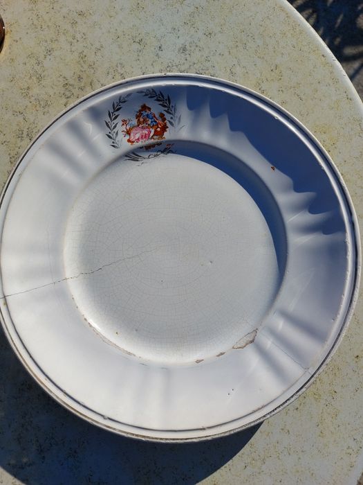 Pratos diversos faiança portuguesa 2