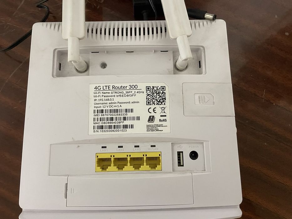 strong 4g lte router 300