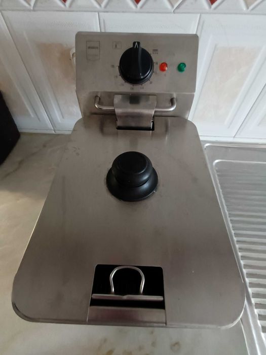 Vendo fritadeira electrica